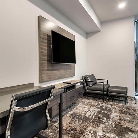 The Hue Hotel, Ascend Hotel Collection Kamloops Zewnętrze zdjęcie